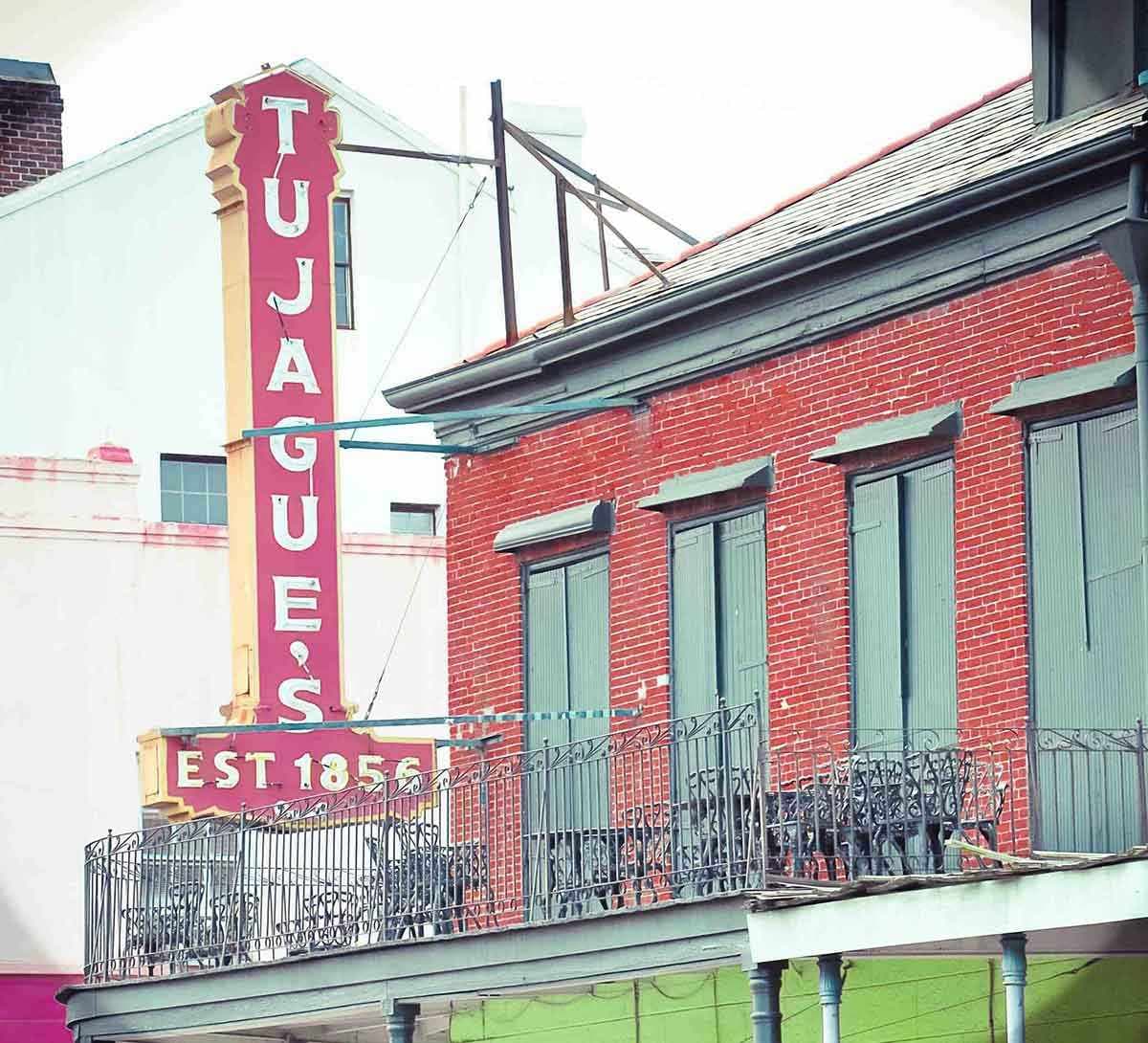 This Historic New Orleans Restaurant Keeps Its Best Dish ...