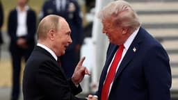 Trump’s two-front war: a deal with Putin, a citizenship fight with Omar 