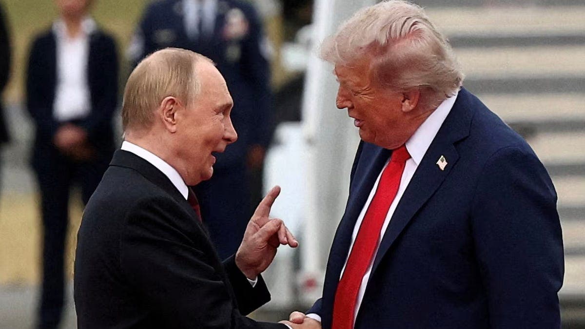 Trump’s two-front war: a deal with Putin, a citizenship fight with Omar 
