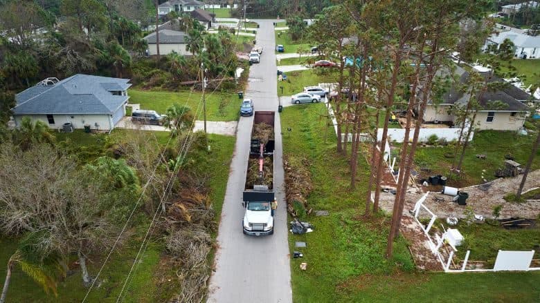 How Restoration Contractors Can Set Better Expectations After a Hurricane