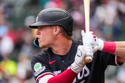 Twins calling up top prospect Walker Jenkins amid Byron ...