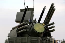 Russia Deploys New Air Defense Systems on Moscow Rooftops