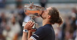 French Open 2026 at Roland-Garros: Live updates from men's singles final between Alexander Zverev and Flavio Cobolli
