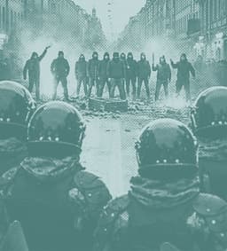 Brooklyn Beckham Seen in Tense Phone Call - Brooklyn Today