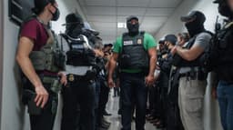 'Mega master' immigration hearings address massive ...