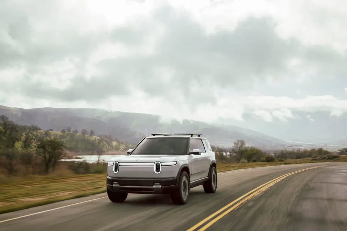 Rivian R2 Dual-Motor AWD Performance charging curve & ...