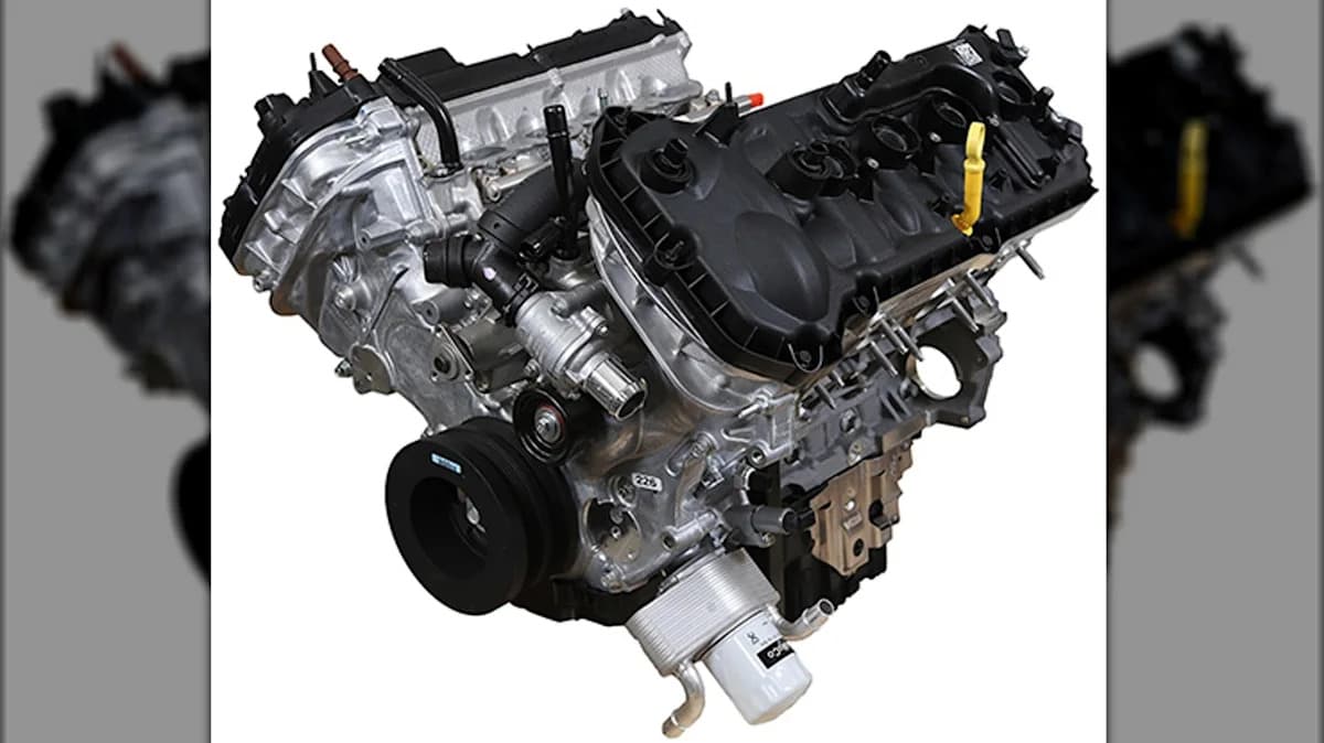 Here's Why Ford's Coyote Engines Look So Much Bigger ...