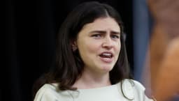 Greens call for one-year pause on AI data centres