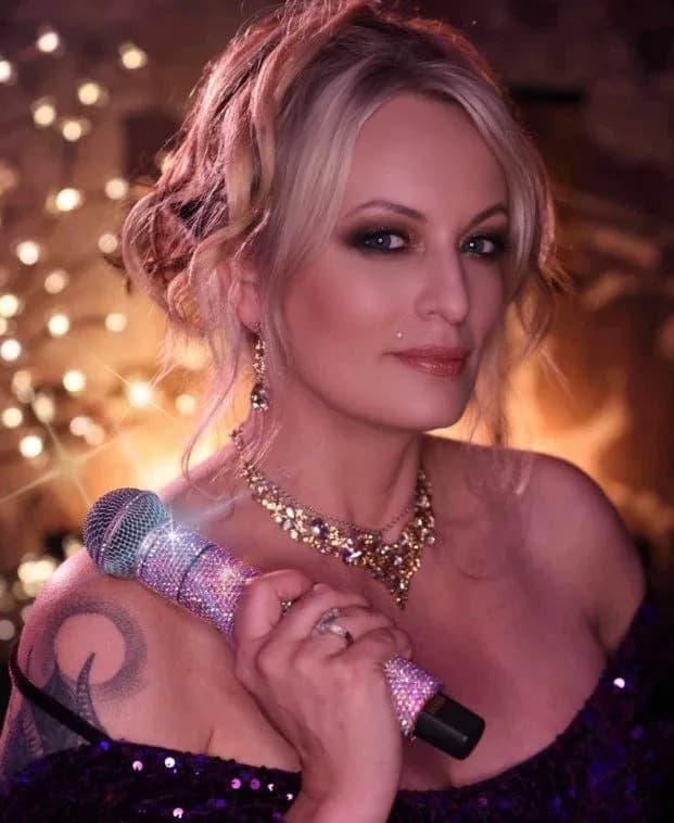 Stormy Daniels bringing comedy act to conservative Redding