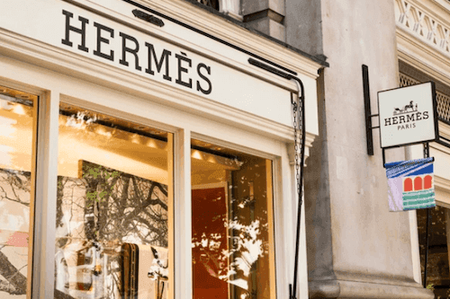 Hermès stock leads CAC 40, rebound of over 3% on its 50- ...