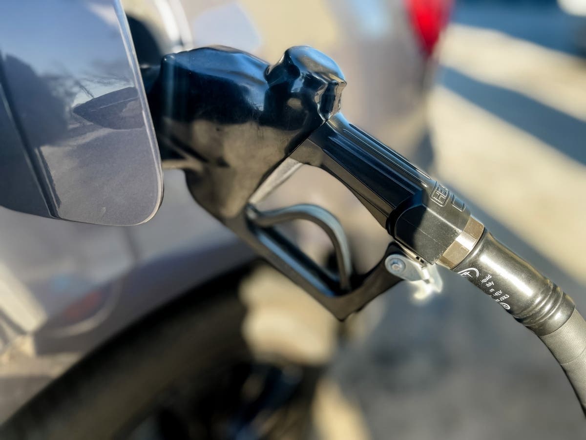 Here Are The Latest Gas Prices In Trumbull