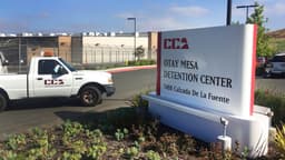 California Democrats sound alarm over new ICE detention center policy