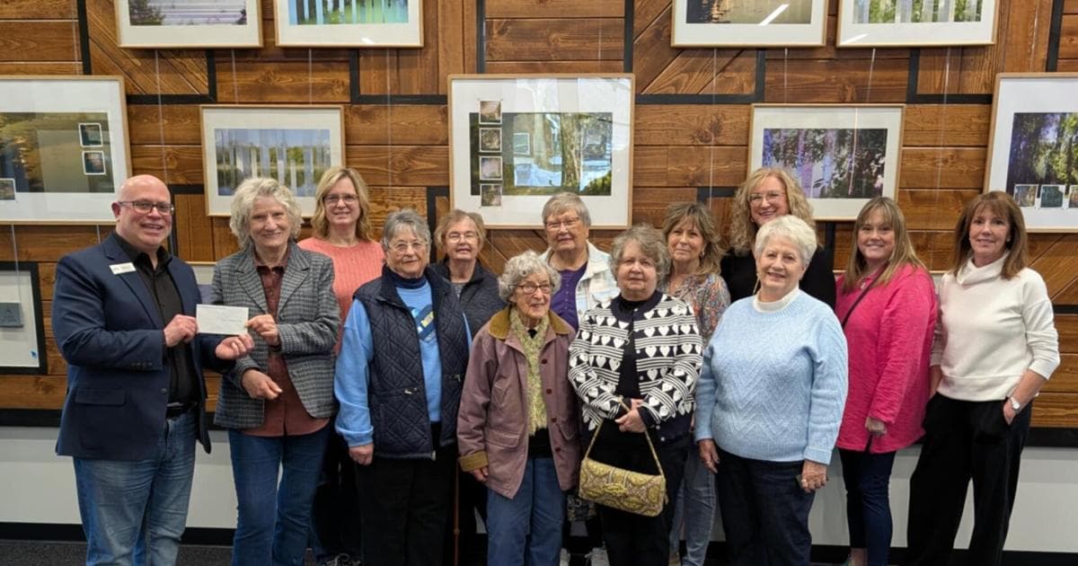 Monday Evening Club tours nearly completed Edwardsburg Library | News | heraldpalladium.com