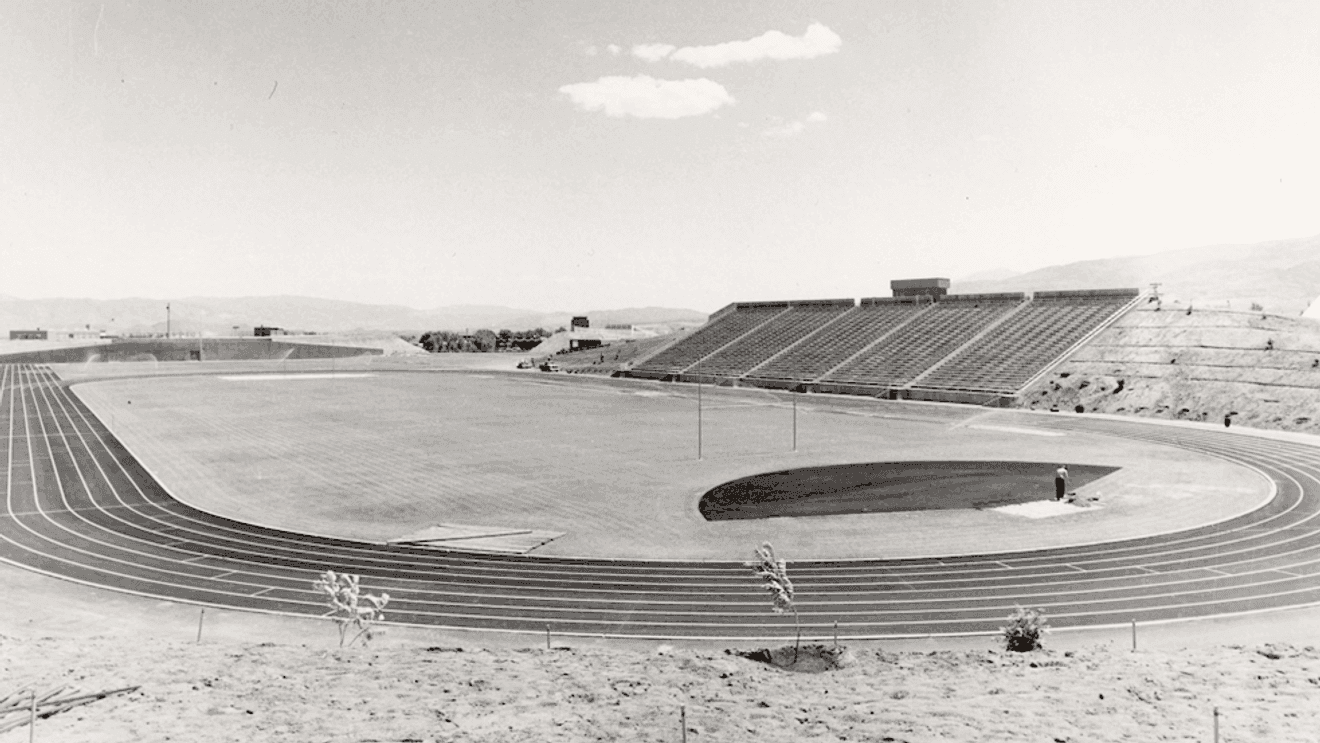 This Week in Wolf Pack History: Nevada plays first game at Mackay Stadium 60 years ago