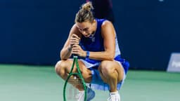 Error-strewn Sabalenka beaten by Alexandrova in Toronto round of 16