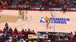 @chicagobulls: Jaylin Sellers punches it! 🔥

@JaylinSellers | #SeeRed https://t.co/tz3TEElu9d