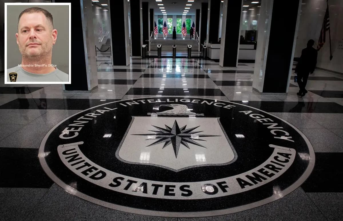 Ex-CIA officer caught with gold bars worth $40 million seeks plea deal