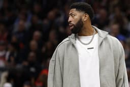 Report: Wizards won't entertain trade offers for Anthony Davis