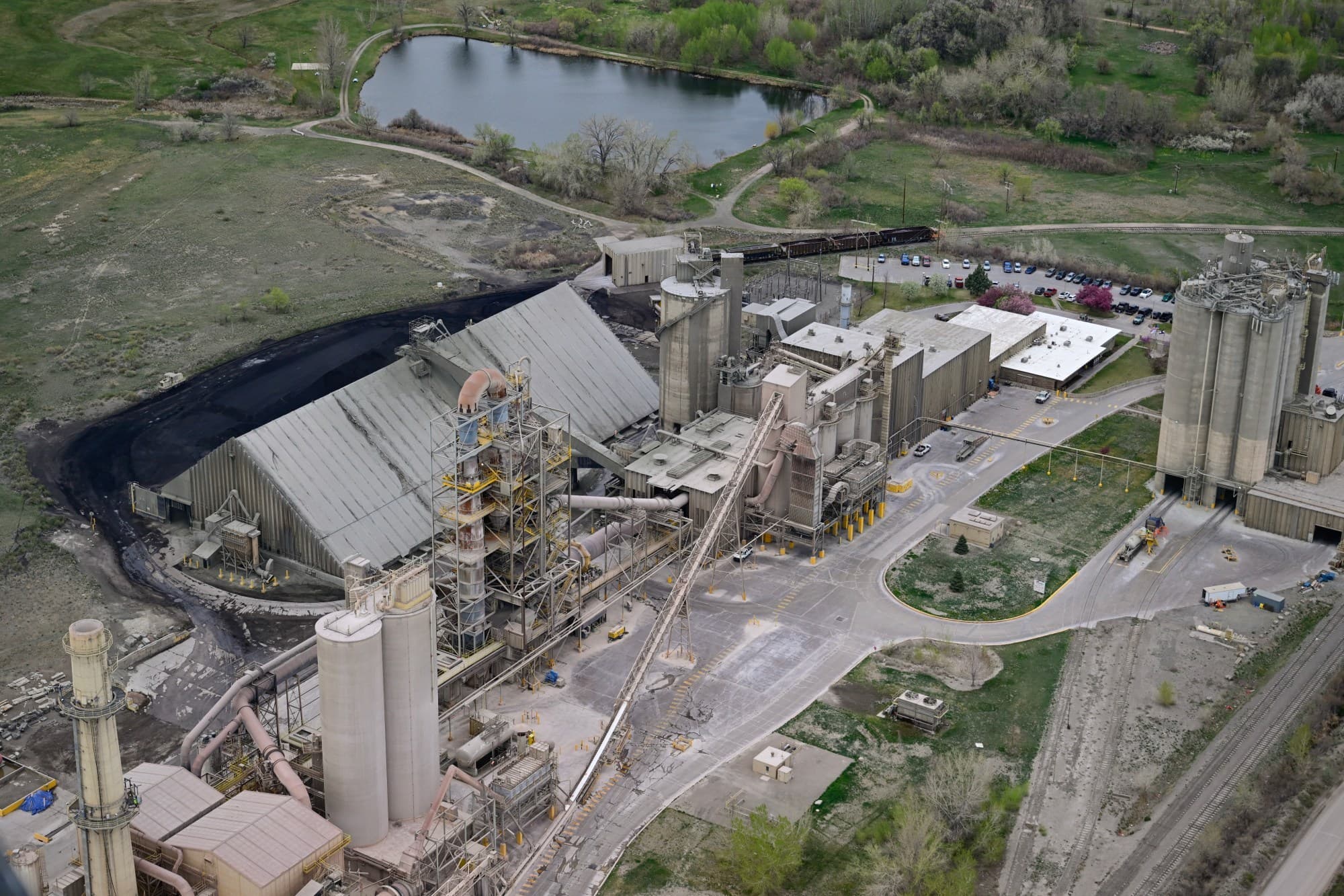 Cemex to lay off 70 at Lyons cement plant