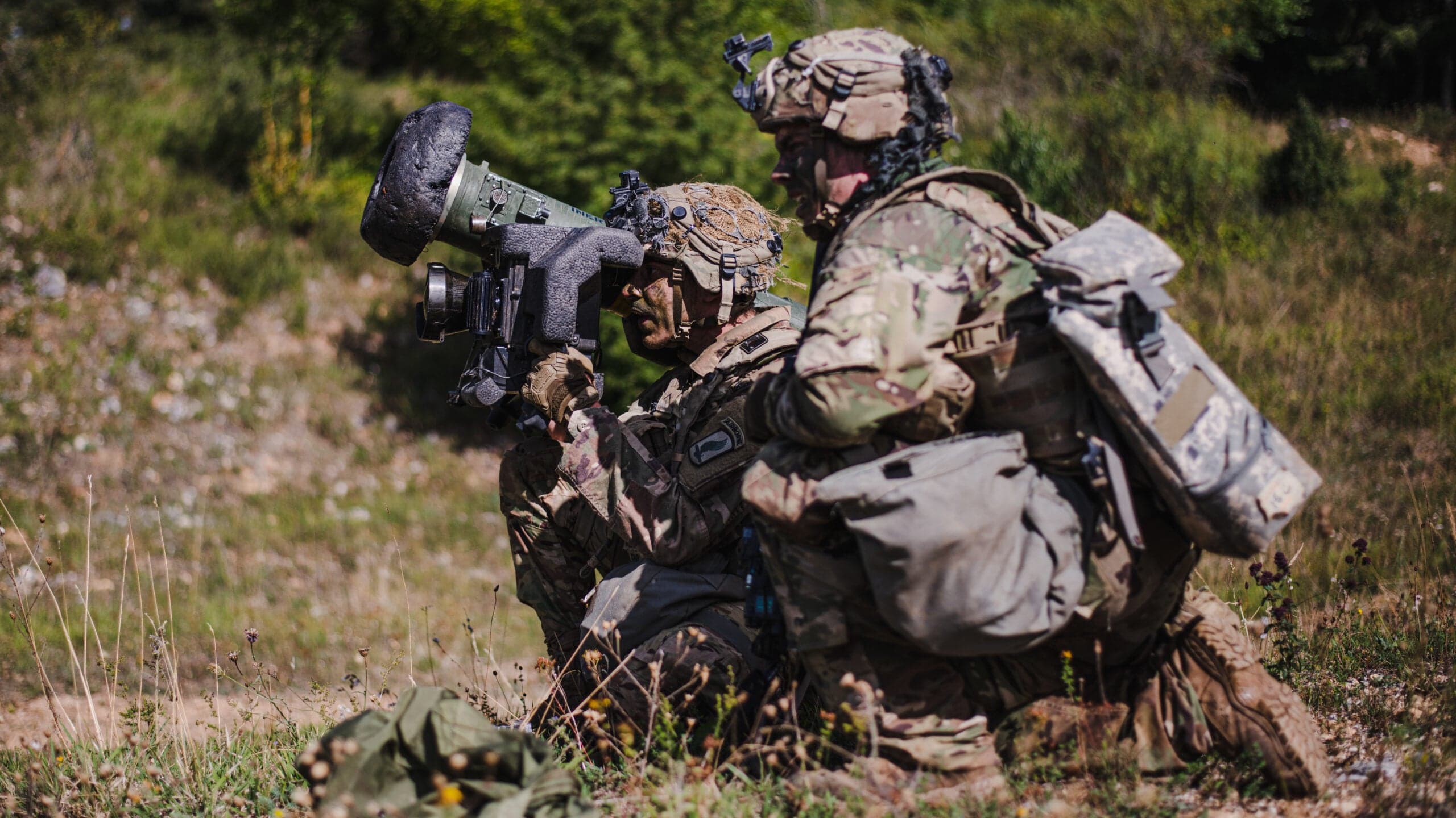 Raytheon, Lockheed deliver first next-gen Javelin launchers to Army