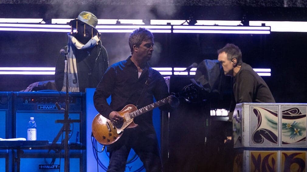 Oasis Reunion Momentum