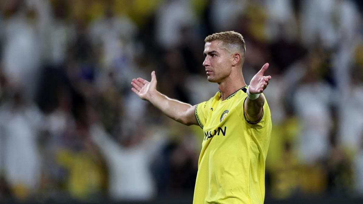 Ronaldo on target as Al Nassr wins 2-1 against Al Taawoun