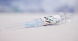 Exclusive: Pfizer, BioNTech halt US COVID vaccine study after recruitment struggles | Reuters