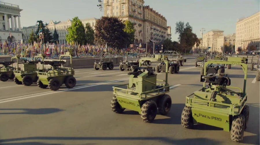 Potential Northern Offensive, Exotic Proposals, Hardening Positions and a Distracted Superpower. The Big Five 30 August edition