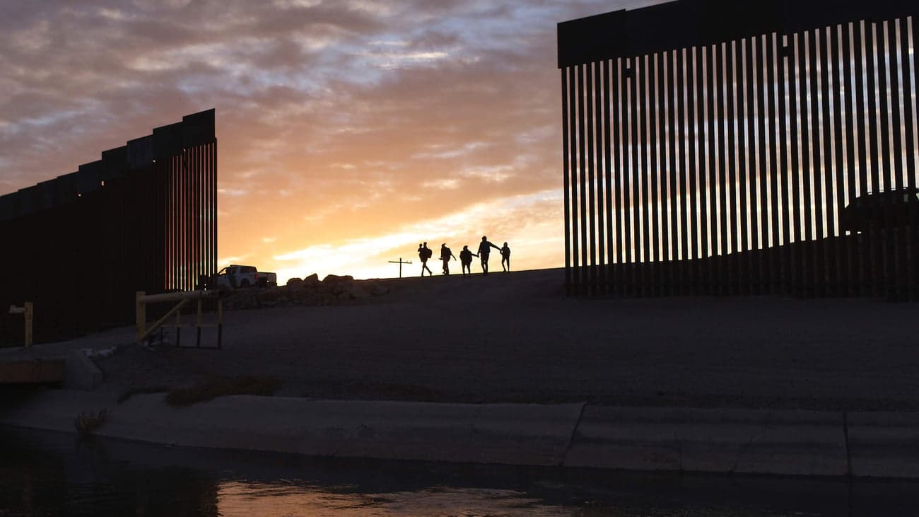 Justices draw lines in the sand over border turnback policy | Courthouse News Service