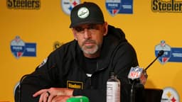 Steelers' Aaron Rodgers Shades NFL Owners While ...