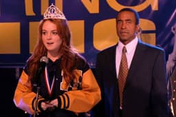 Lindsay Lohan reunites with 'Mean Girls' director for new ...