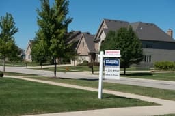 Mortgage rates rise for a fifth week amid spring homebuying - Crain's Detroit Business