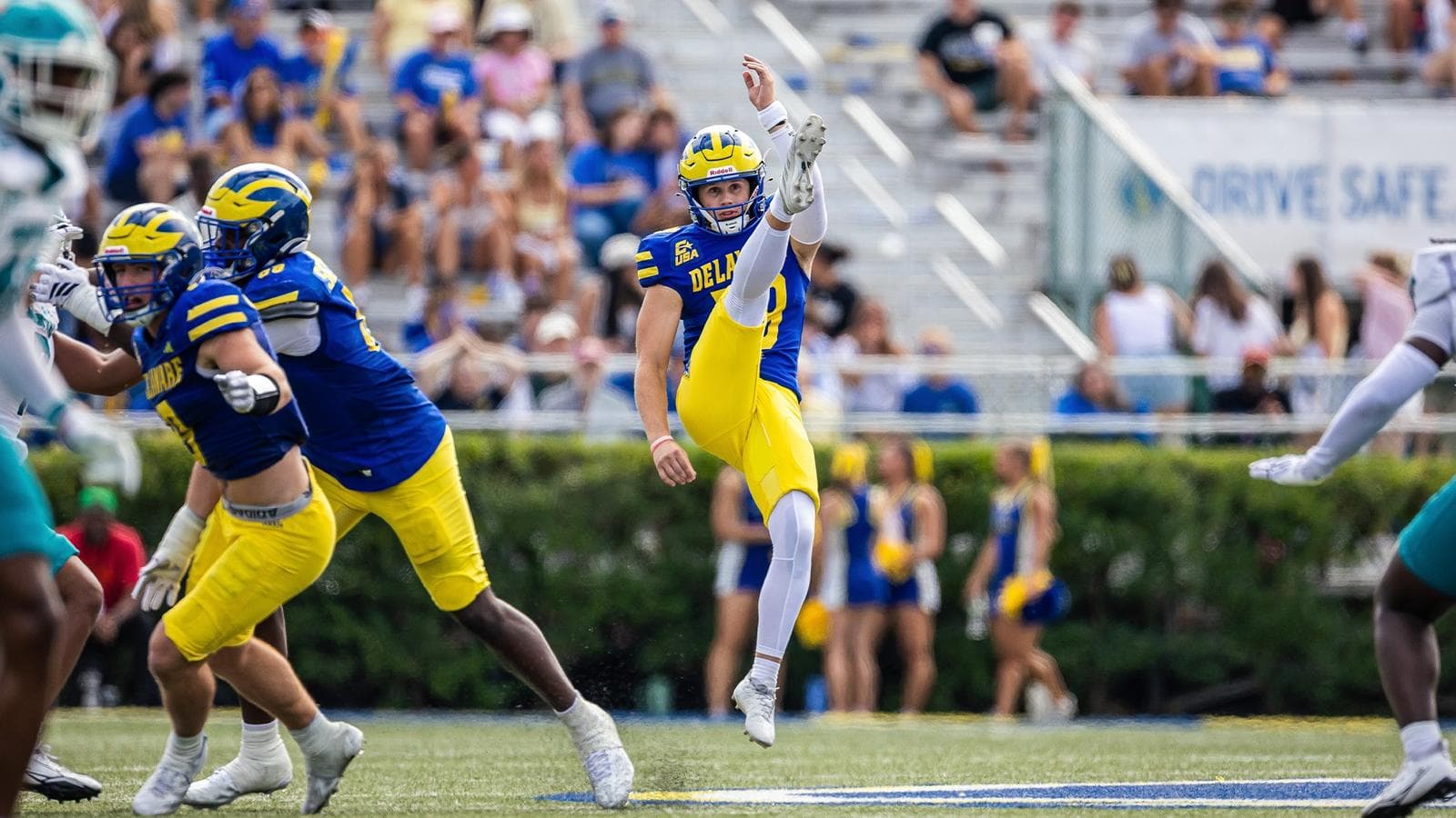 Delaware defeats Coastal Carolina 22-14 to move to 2-1