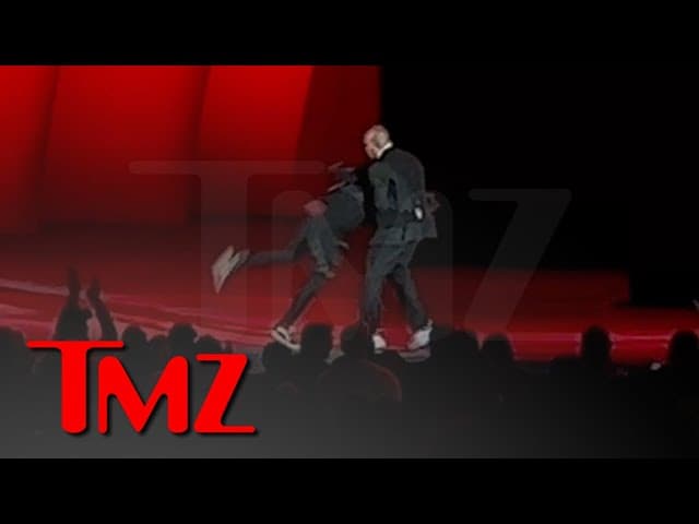 Dave Chappelle Tackled, Slammed On Stage At ...