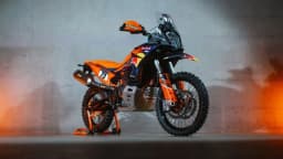 2026 KTM 890 Adventure R Rally revealed | Motoroids