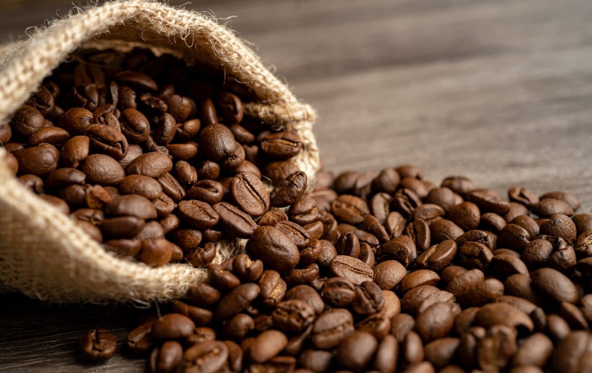 How to Sell Coffee Online: 3 Ways to Build Your Coffee Store