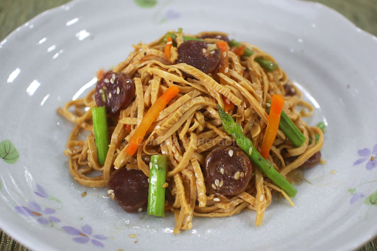 Tofu skin noodle salad