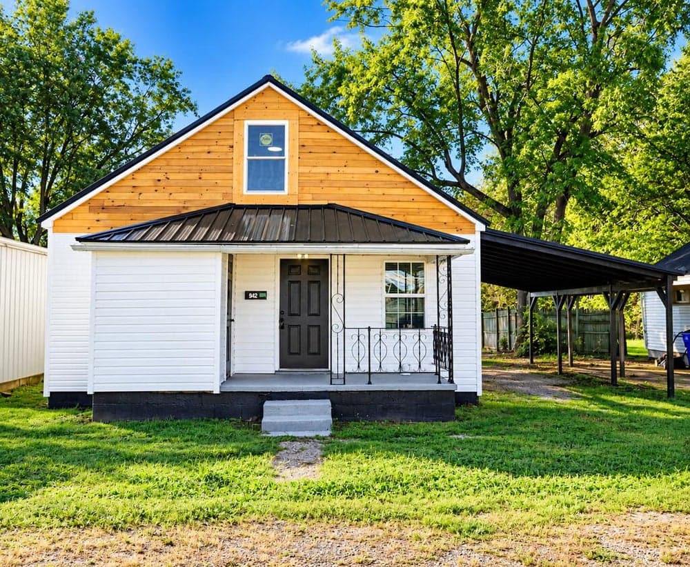 942 E 4th St, Chillicothe, OH 45601 - MLS# 201468
