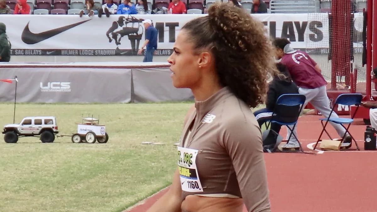 Sydney McLaughlin-Levrone: 400m Hurdles Stride & Economy