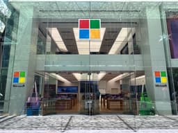 Microsoft Has A Visibility Problem; I’d Rather Wait (NASDAQ:MSFT) | Seeking Alpha