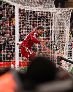@LFC: Two in two #UCL matches for Ronald Araujo 👌 https://t.co/zY8YbgAWeW