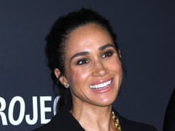 New video from Duchess Meghan: Prince Archie learns to ski