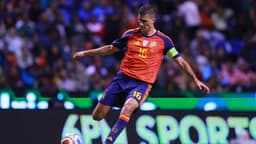 Rodri survives World Cup injury scare after Spain concern