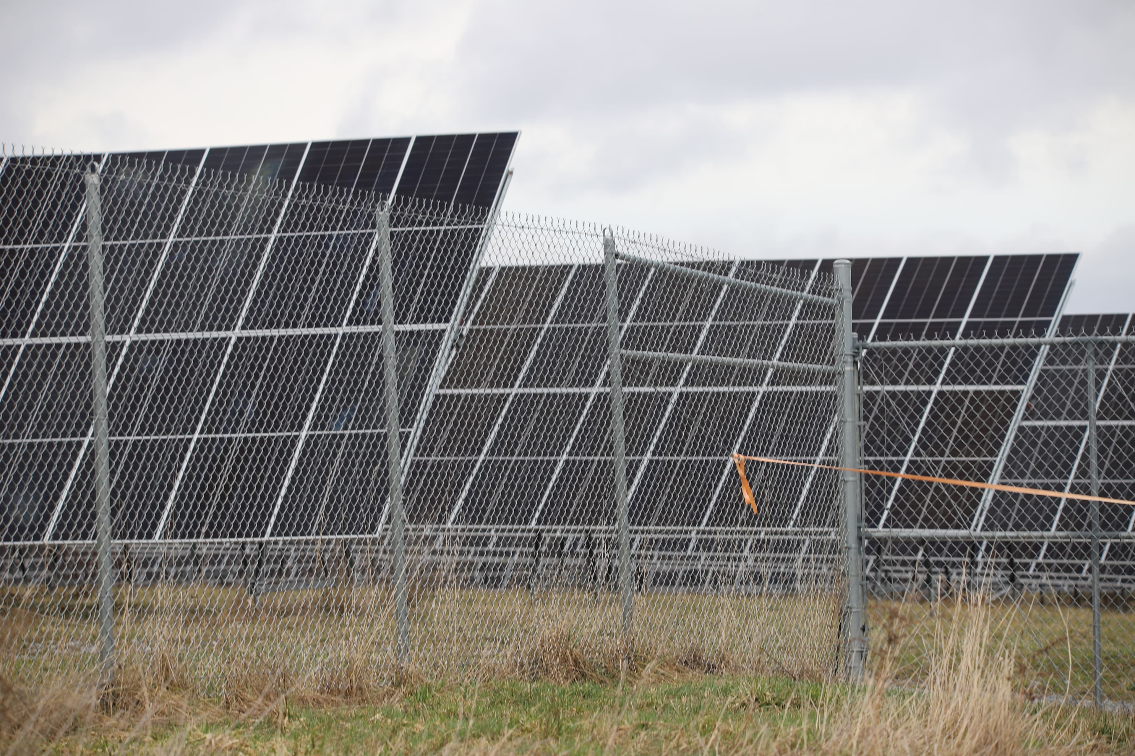 New York's renewable energy office rushing to rubber-stamp projects before tax credits sunset 