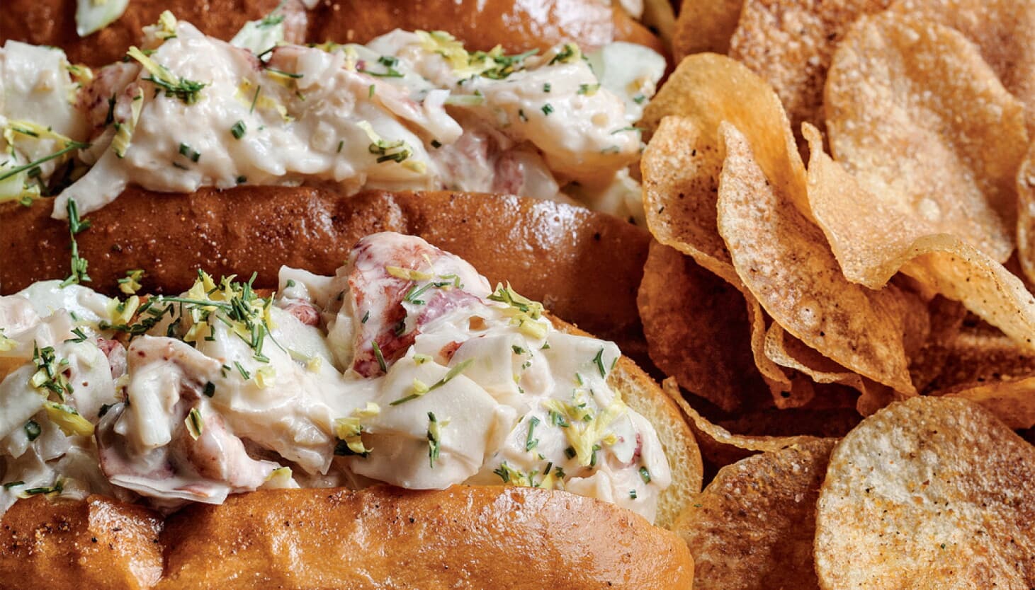 Bryan Voltaggio's makes his lobster rolls with a flavor- ...