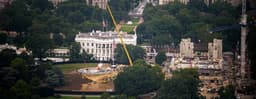 US Chief Justice Lets Trump Keep Building Ballroom for Now
