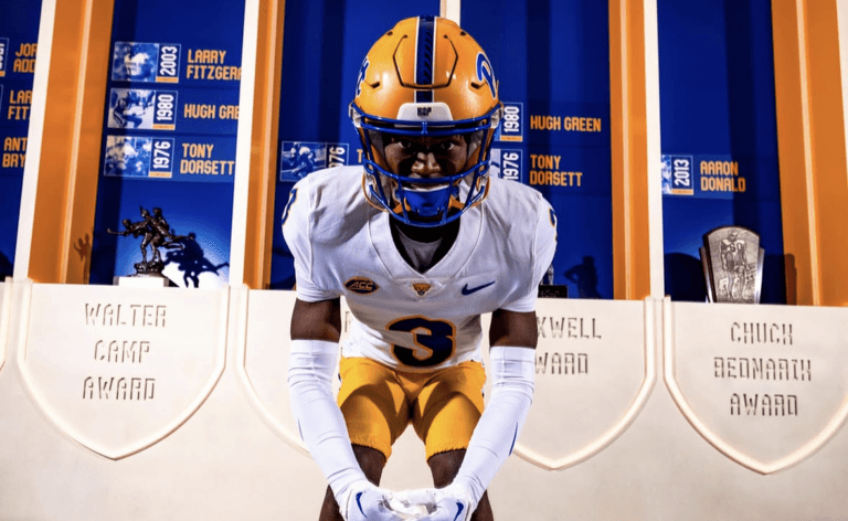 Oklahoma State offers Pitt commit Jordan Young