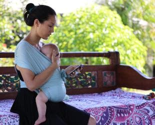 Choosing a baby carrier