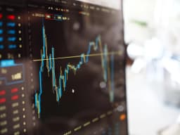 After-Hours Earnings Reaction: A Guide to Post-Market Volatility