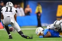 Chargers drop second straight: Instant analysis of LA's Week 2 loss
